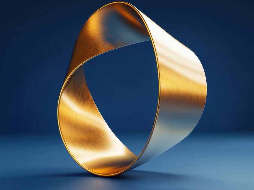 Amalia Holst und das Paradox der öffentlichen Vernunft Elegant golden mobius strip on a dark blue background showcasing its smooth surface and infinite loop concept with soft lighting and a modern style